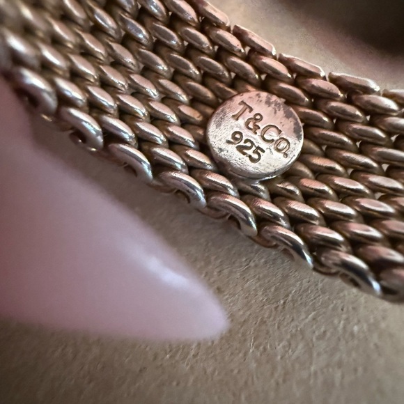 Tiffany & Co. Retired Somerset Flexible Mesh Ring Domed – Authenticated 925 Sz7 - Picture 6 of 6